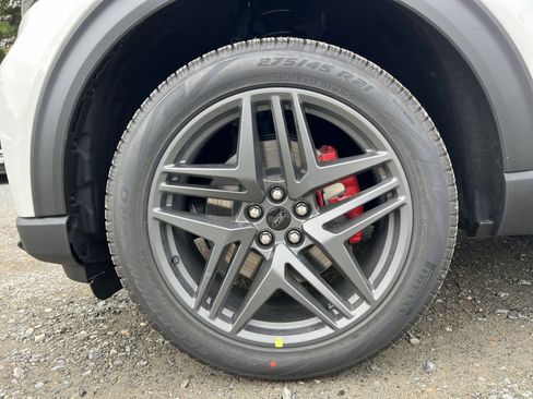 New 2026 Ford Explorer ST-Line w/ ST-Line Street Pack image 12