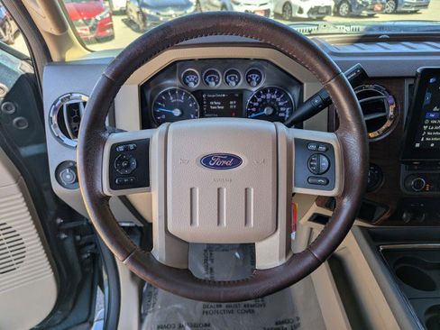 Used 2011 Ford F250 King Ranch w/ King Ranch w/Chrome Pkg image 11