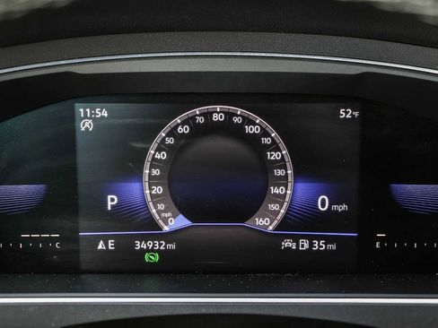 Certified 2022 Volkswagen Tiguan SE image 24