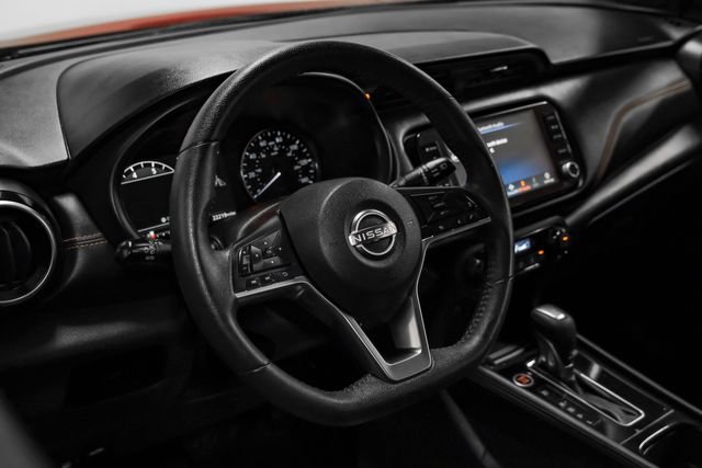 Used 2024 Nissan Kicks SR FWD image 16