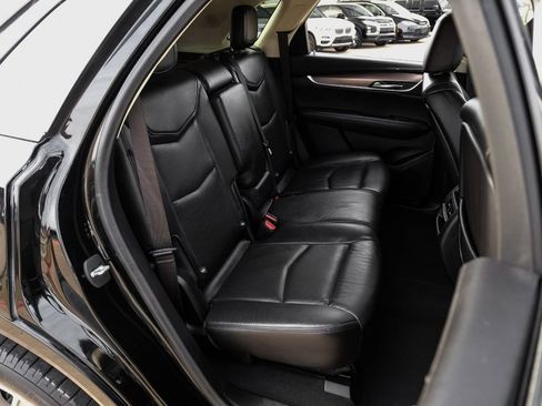 Used 2019 Cadillac XT5 Luxury image 35