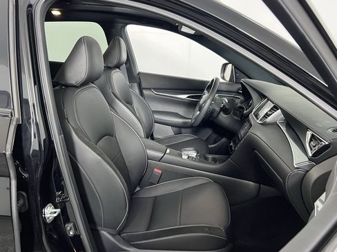 Used 2024 INFINITI QX50 Sport image 30