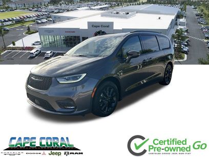 Certified 2021 Chrysler Pacifica Touring w/ S Appearance Package