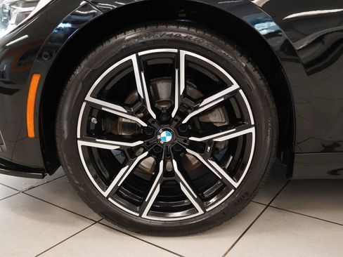 Used 2021 BMW 330i xDrive Sedan w/ Convenience Package AWD/4WD image 15