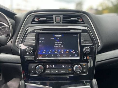 Used 2017 Nissan Maxima 3.5 SL FWD image 26