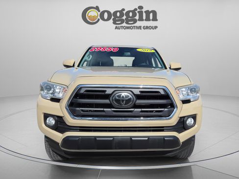 Used 2019 Toyota Tacoma SR5 image 9