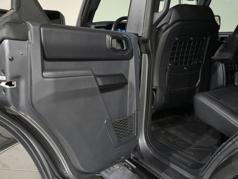 New 2025 Ford Bronco Badlands image 32