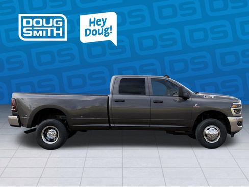 New 2026 RAM 3500 Tradesman AWD/4WD image 22