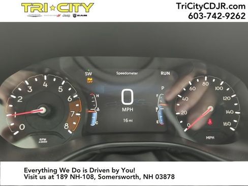 New 2026 Jeep Compass Latitude image 15