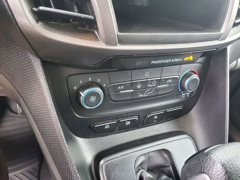 Certified 2019 Ford Transit Connect XL image 22