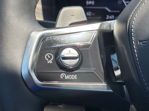 Certified 2023 BMW 760i xDrive AWD/4WD image 19