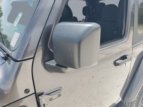 Used 2025 Jeep Wrangler Sport AWD/4WD image 27