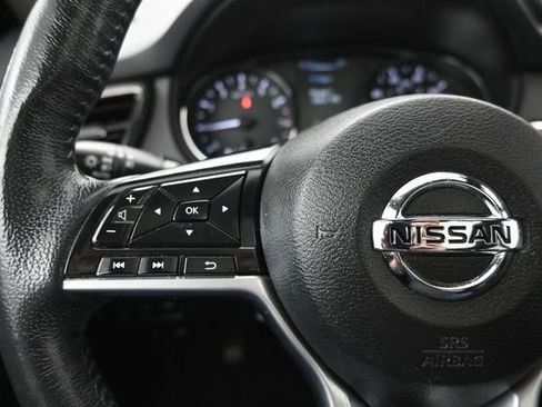 Used 2017 Nissan Rogue SL w/ SL Premium Package AWD/4WD image 27