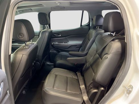 Used 2022 GMC Acadia SLT w/ Technology Package image 26