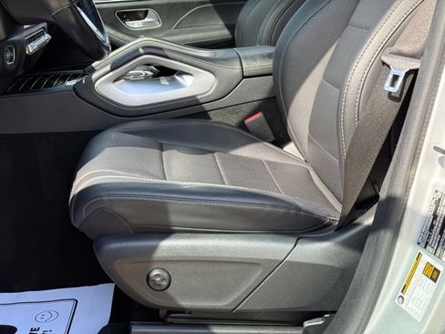 Used 2021 Mercedes-Benz GLS 450 4MATIC image 14