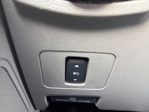 Used 2017 Ford F250 XLT w/ XLT Premium Package image 28