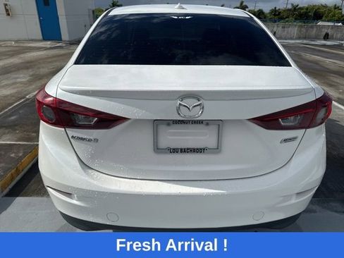 Used 2018 MAZDA MAZDA3 Touring image 18