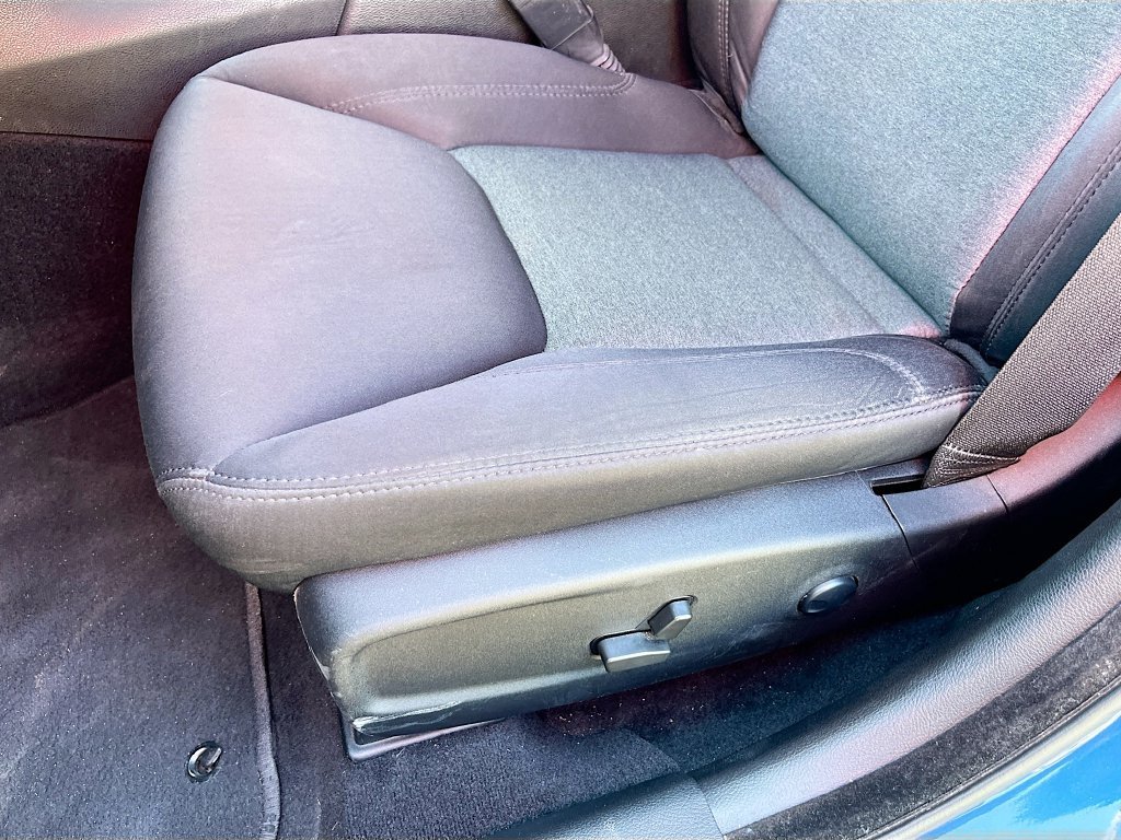 Used 2023 Chrysler 300 Touring w/ Sport Appearance Package RWD image 18