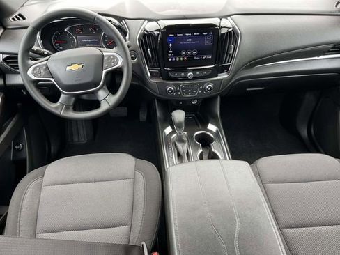 Certified 2023 Chevrolet Traverse LT w/ Rear Camera Mirror Package image 19