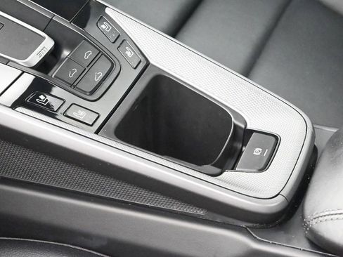 Certified 2020 Porsche 911 Carrera image 21