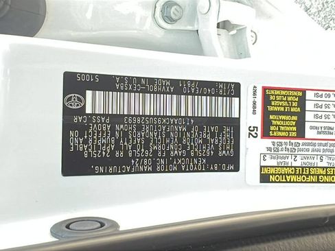 Used 2025 Toyota Camry SE w/ Convenience Package FWD image 24