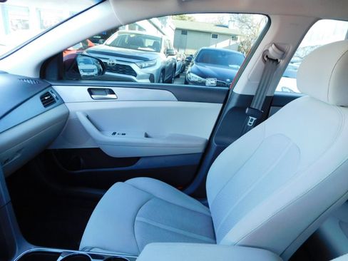 Used 2018 Hyundai Sonata SE image 33