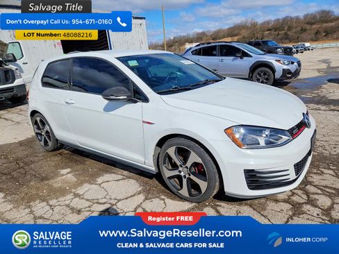 Used 2016 Volkswagen Golf 2-Door image 5