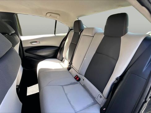 Used 2021 Toyota Corolla LE w/ Carpet Mat Package (TMS) FWD image 19
