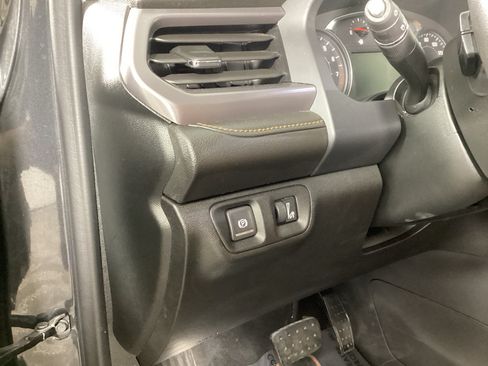 Used 2020 GMC Acadia AT4 w/ Driver Alert Package II AWD/4WD image 20