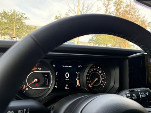 New 2026 Jeep Wrangler Unlimited Rubicon w/ Xtreme 35 Tire Package image 16