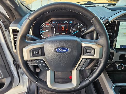 Used 2022 Ford F350 Lariat w/ Lariat Ultimate Package image 14