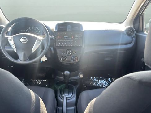 Used 2019 Nissan Versa S Plus FWD image 9