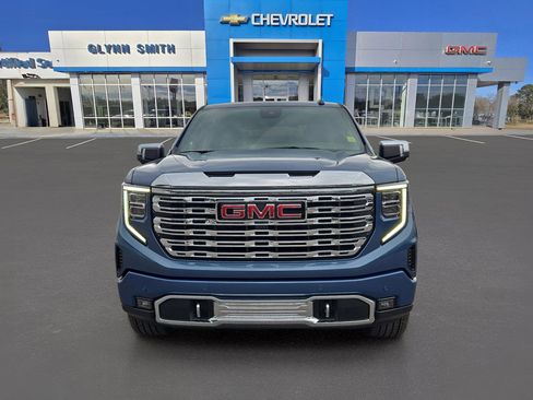New 2026 GMC Sierra 1500 Denali w/ Denali Reserve Package image 2