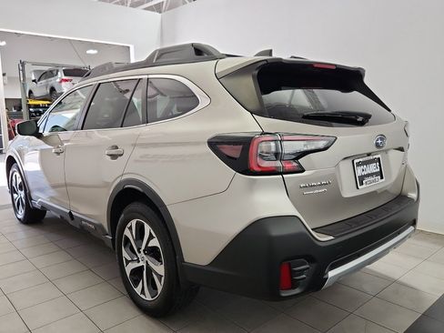 Used 2020 Subaru Outback Limited image 5