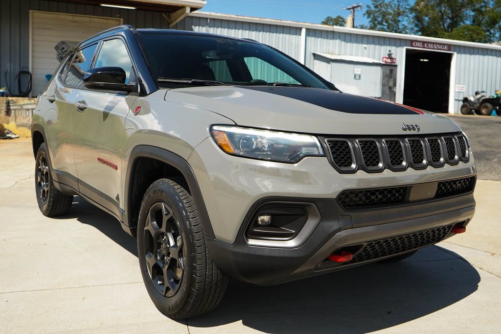 Used 2023 Jeep Compass Trailhawk w/ Trailhawk Elite Group AWD/4WD image 35