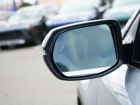 Used 2021 Honda CR-V EX-L image 10