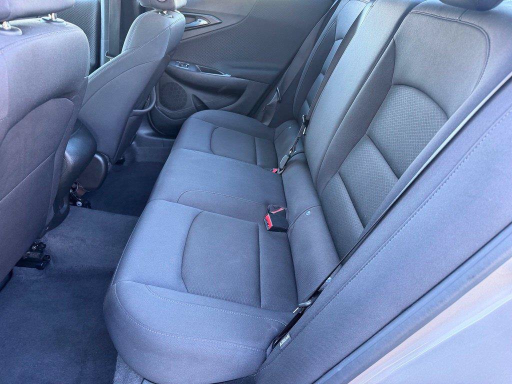 Used 2023 Chevrolet Malibu LS FWD image 11