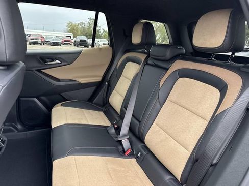 New 2026 Chevrolet Equinox ACTIV AWD/4WD image 36
