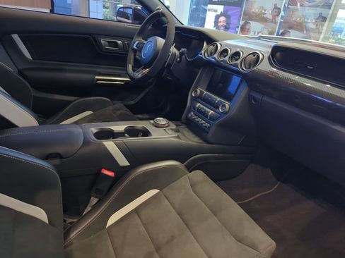 Used 2021 Ford Mustang Shelby GT500 w/ Technology Package RWD image 17