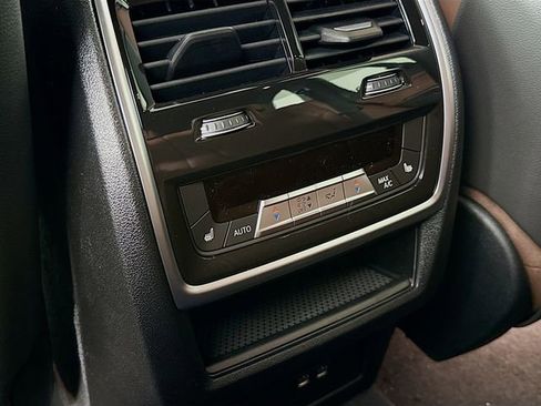 Used 2026 BMW X5 xDrive40i w/ Premium Package image 27