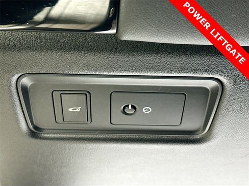 Used 2016 Land Rover Range Rover Sport HSE image 11