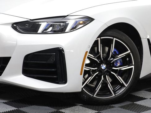 Used 2025 BMW 440i xDrive AWD/4WD image 3