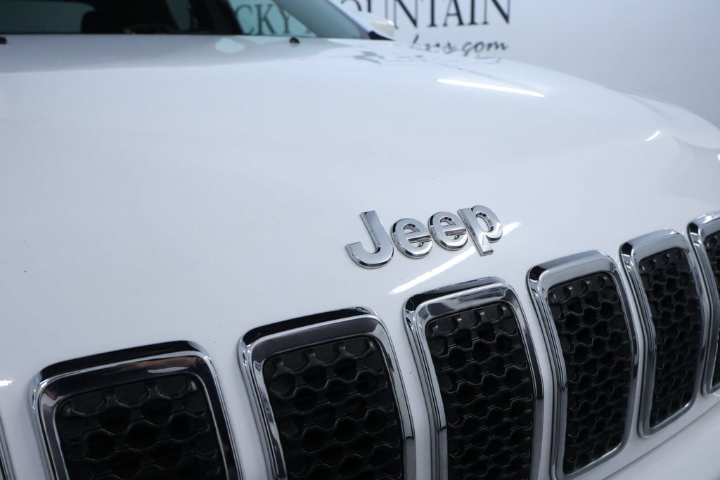Used 2021 Jeep Cherokee Limited w/ Elite Package AWD/4WD image 9