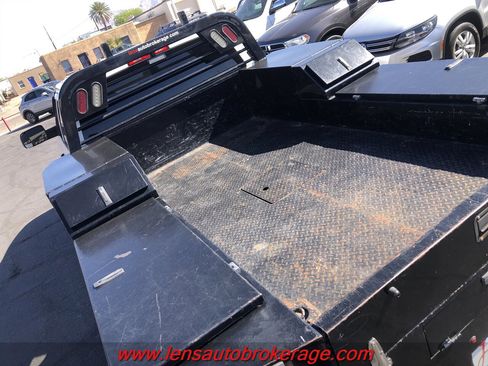 Used 2017 RAM 3500 Tradesman w/ Chrome Appearance Group image 28