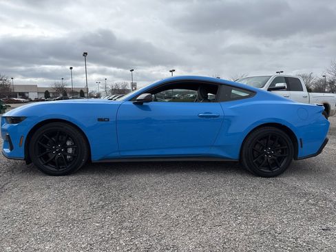 Used 2025 Ford Mustang GT Premium image 8