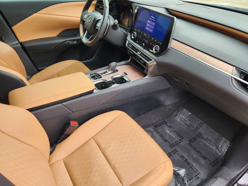 Used 2024 Lexus RX 350 Premium Plus w/ Convenience Package FWD image 16