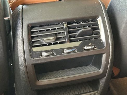 Used 2025 BMW X5 sDrive40i w/ M Sport Package RWD image 15