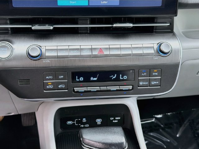 Used 2024 Hyundai Kona SEL FWD image 15