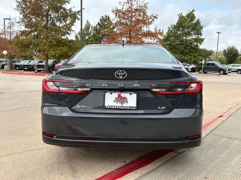 Used 2026 Toyota Camry LE FWD image 7