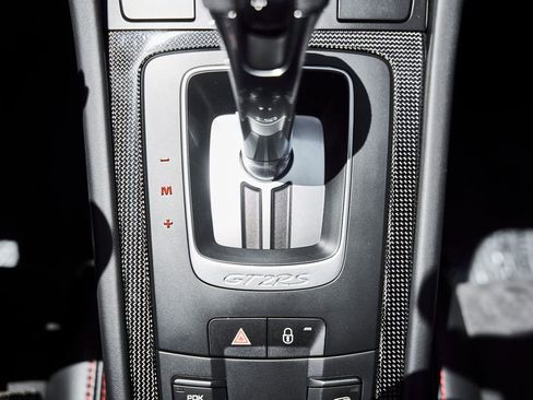 Used 2018 Porsche 911 GT2 RS RWD image 71